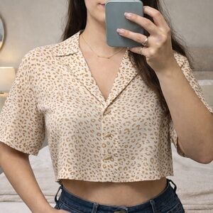 Leopard Print Women's cropped linen blend Top